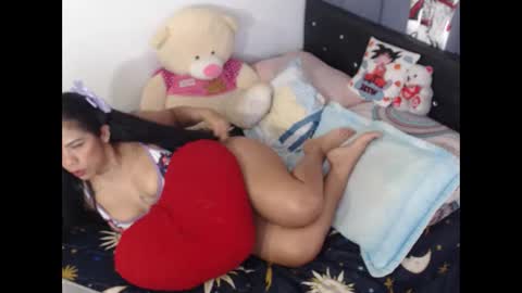 Ninapalmer online show from 10.25.25