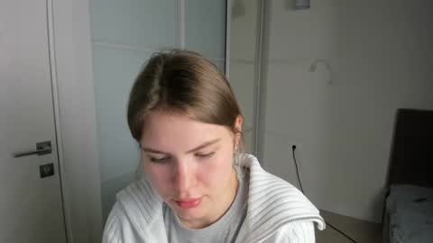 ninarihh online show from 03.04.25