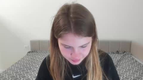 ninarihh online show from 03.11.25