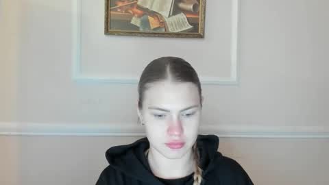 ninarihh online show from 12.01.25