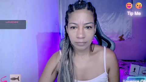 ninatinydoll1 online show from 10.13.25