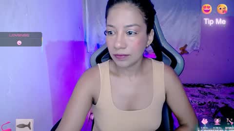 ninatinydoll1 online show from 10.15.25