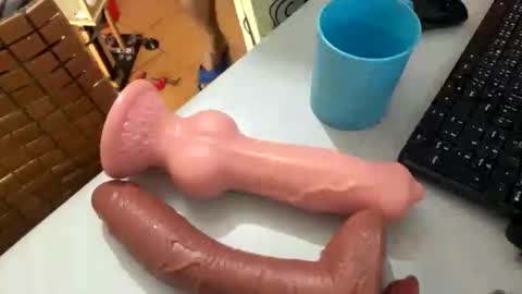 Snapshot of ninfo_puta chatting on 12.23.25 Ninfo Puta online show from 12.23.25