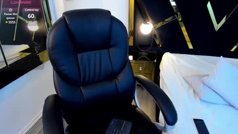 Snapshot of ninfomaria chatting on 02.10.25 ninfomaria online show from 02.10.25