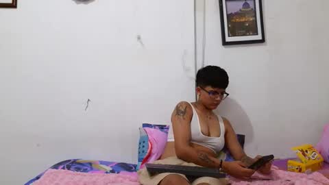 nini_smith online show from 04.03.26