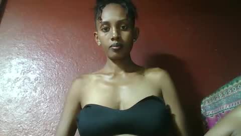 Snapshot of ninie246746 chatting on 02.08.25 ninie246746 online show from 02.08.25