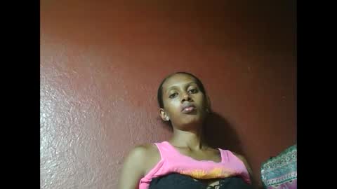 Snapshot of ninie246746 chatting on 02.12.25 ninie246746 online show from 02.12.25