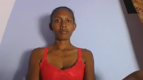 Snapshot of ninie246746 chatting on 02.19.26 ninie246746 online show from 02.19.26