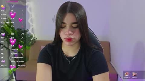 Snapshot of ninna_tay chatting on 12.01.25 Ninnaaaa online show from 12.01.25