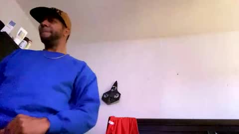 ninolindo919 online show from 10.10.25