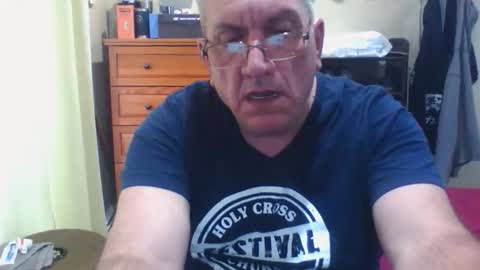 Dennis online show from 11.21.25