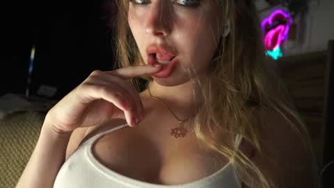 nirvanaa__ online show from 12.01.25