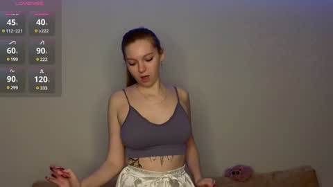 Snapshot of nirvanatwo chatting on 12.23.24 Lynn online show from 12.23.24