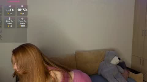 Snapshot of nirvanatwo chatting on 01.04.25 Lynn online show from 01.04.25