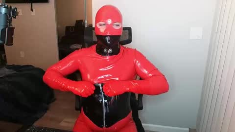 Snapshot of niteowl4 chatting on 10.05.25 niteowl4 online show from 10.05.25