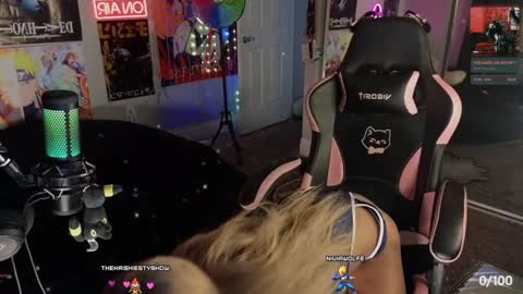 NIVIA WOLFE online show from 12.09.24