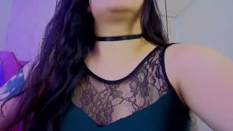  V I C T O R I A   online show from 06.14.26