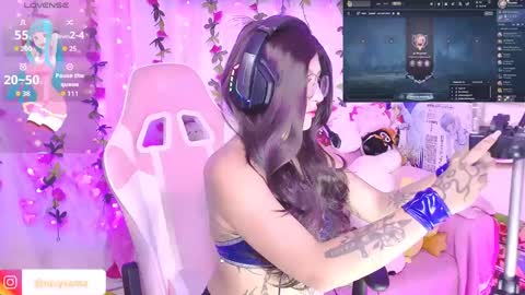 Nixy Sama online show from 10.03.25