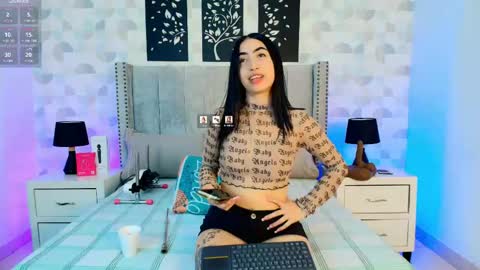 NATHALIA MORENO online show from 05.22.26