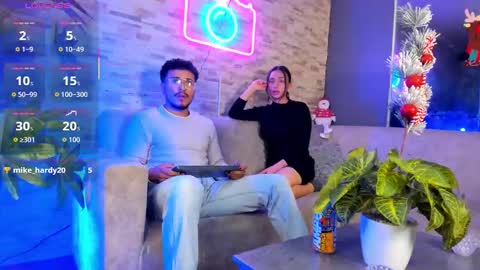 noa_n_luxy online show from 12.05.25