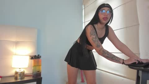 Snapshot of noa_paris chatting on 01.30.25 Sophy online show from 01.30.25