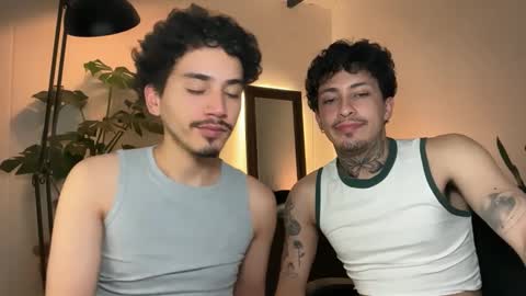 Snapshot of noah_and_steven chatting on 05.27.26 noah_and_steven online show from 05.27.26