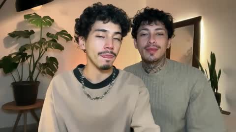 Snapshot of noah_and_steven chatting on 06.01.26 noah_and_steven online show from 06.01.26