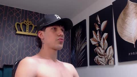 Noah Brigth online show from 03.02.25