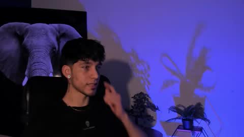 Noah Brigth online show from 10.09.25