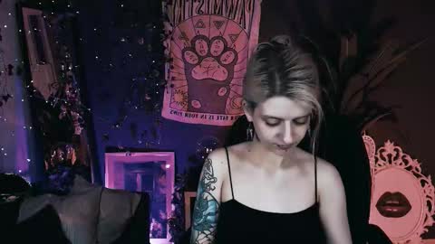 Snapshot of noah_elmer chatting on 12.02.25 REAL name LiaDM are always open online show from 12.02.25