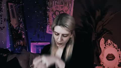 Snapshot of noah_elmer chatting on 12.04.25 REAL name LiaDM are always open online show from 12.04.25