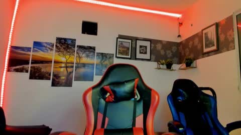 Snapshot of noah_flynn1 chatting on 10.30.25 noah_flynn1 online show from 10.30.25