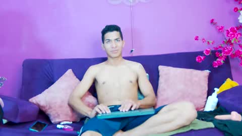 Snapshot of noah_greenhart chatting on 02.04.26 Noah online show from 02.04.26