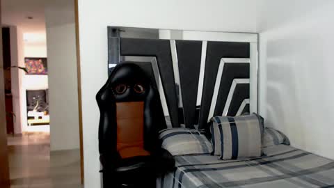 Noah Harris01 online show from 10.24.25