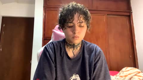 Snapshot of noah_martini chatting on 01.28.25 noah hehim online show from 01.28.25