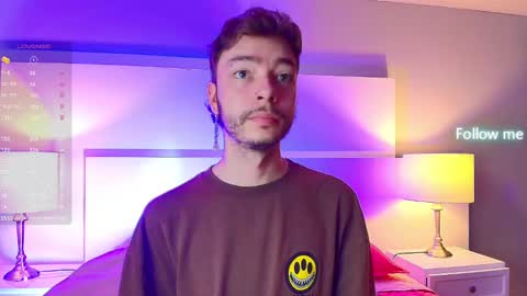 Snapshot of noah_ricci_ chatting on 10.07.25 online show from 10.07.25