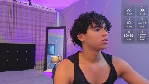 Snapshot of noah_smith04 chatting on 10.28.25 noah_smith04 online show from 10.28.25