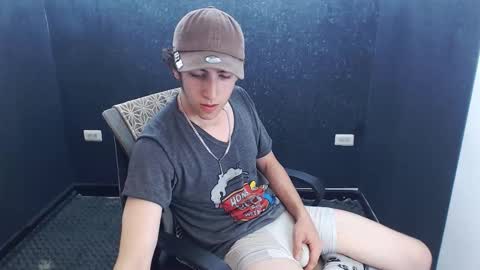 Snapshot of noah_sokolov chatting on 11.19.25 noah_sokolov online show from 11.19.25