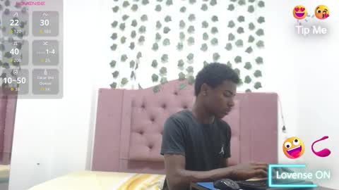 Snapshot of noahjhonson69 chatting on 02.25.26 noah online show from 02.25.26