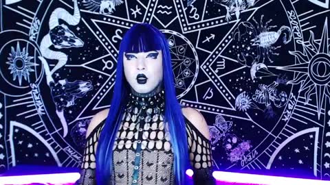 caroline online show from 04.07.26