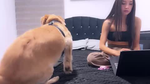 Jean Y Isa online show from 01.14.26