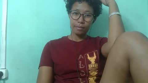 Snapshot of noella711128 chatting on 12.16.25 noella711128 online show from 12.16.25