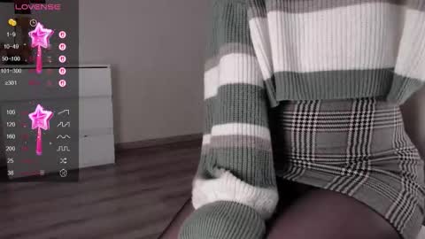 noelleneptune online show from 09.12.25