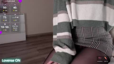 noelleneptune online show from 04.17.26