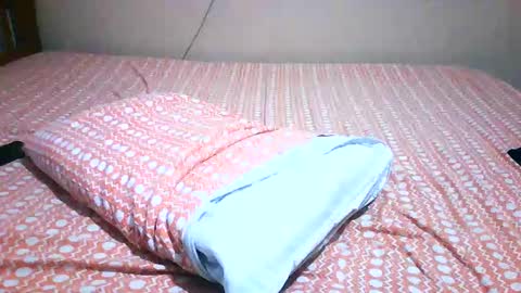 nofacebaby_ online show from 11.08.25