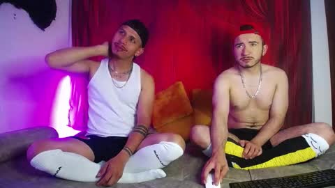 Snapshot of noha_and_iam1 chatting on 01.11.26 noha_and_iam1 online show from 01.11.26