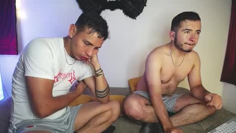 Snapshot of noha_and_iam1 chatting on 02.12.26 noha_and_iam1 online show from 02.12.26