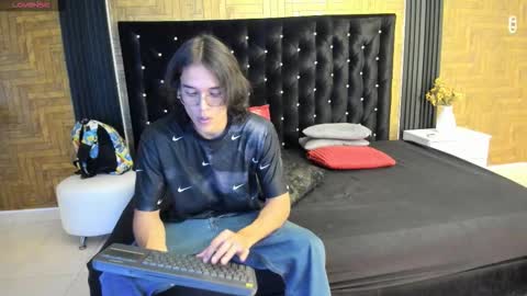     online show from 03.01.26