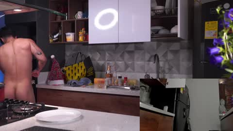 Snapshot of noha_miler chatting on 12.09.24 kevin online show from 12.09.24