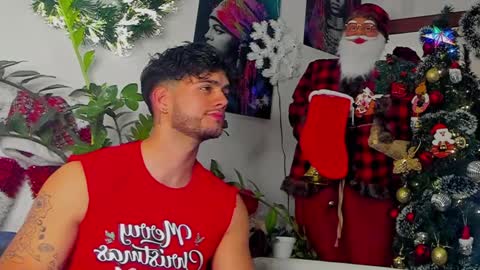 Snapshot of noha_miler chatting on 12.19.24 kevin online show from 12.19.24